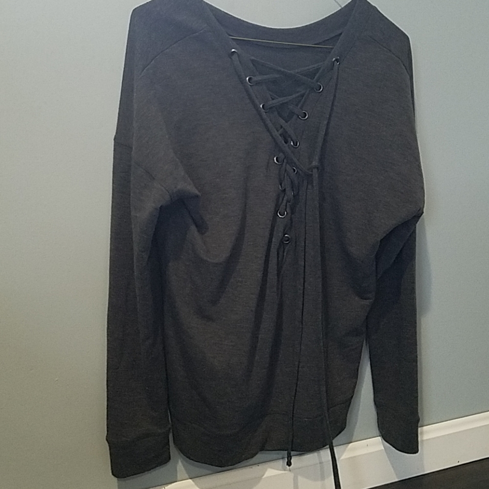 Yogalicious pull over, grey size medium